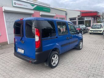 Fiat Doblo. - 5