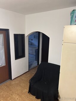 Prenájom 1i v 3izbovom byte - 5