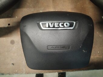 Prodám volant a airbag z vozidel Iveco Daily - 5