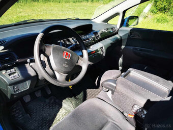 Honda FR-V 1,7 92kW 2005 - 5