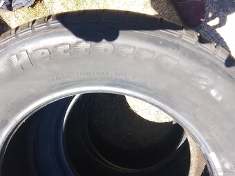 Predám letné pneu 225/60r16 8mm - 5