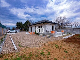 Nový 2‑izb. dom + 2 396 m² pozemku so stavebným potenciálom - 5