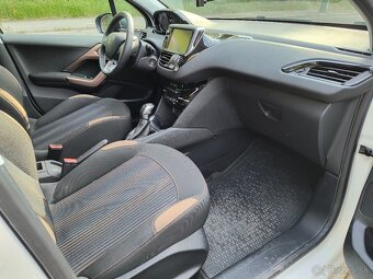PEUGEOT 208, 1.2 VTI 82 - 5