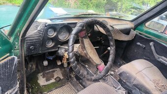 Lada Niva - 5