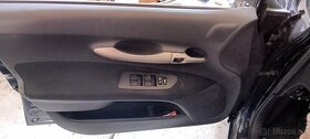 Toyota Auris 1.6 91kw - 5