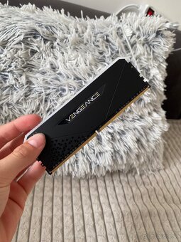 🔥 RAM – Corsair Vengeance RGB RS 32GB (2x16GB) 3600MHz DDR4 - 5