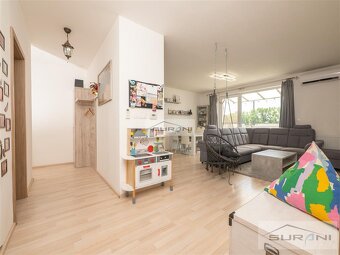 Slnečný 3-izbový byt s terasou a parkovaním, 72 m2 –... - 5
