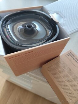 Fontánka na pitie TIAKI 1,8l s LED svetlom - 5
