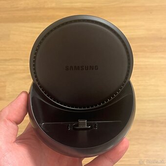 Samsung DeX Station - 5