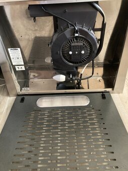 nový digestor Mora - 5