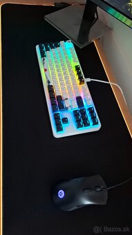 Predám stolný počítač – komplet zostavu s monitorom - 5