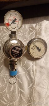 Prislusenstvo na vyčap piva - 5