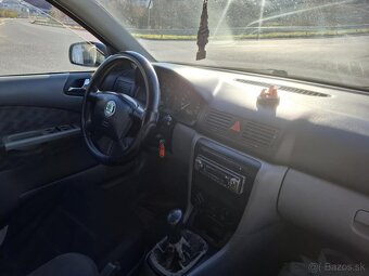 ŠKODA OCTAVIA 1 - 5