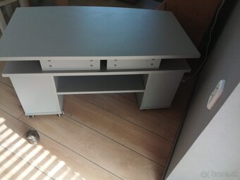 Stolík pod TV - 5