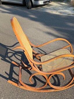 Stare drevene hupacie kreslo Thonet v top stave - 5
