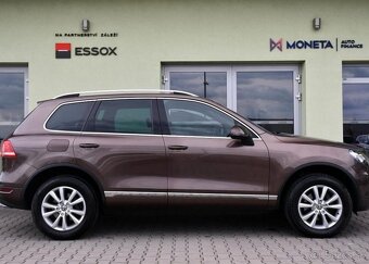 Volkswagen Touareg 3.0TDi 4M A/T VZDUCH TAŽNÉ ČR 176 kw - 5