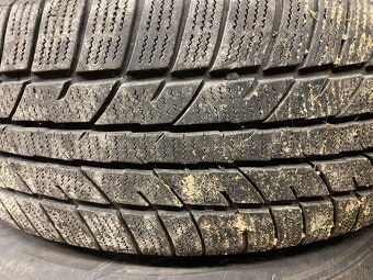 215/65 r16 98h zimné - 5