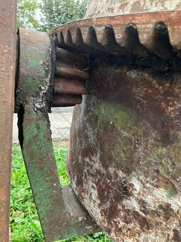 Stavebná miešačka 250l - 5