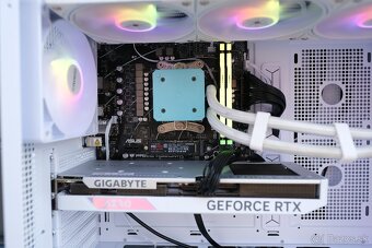 Herný PC, Ryzen 7 9700X, RTX 4060, 16GB RAM, SSD - 5