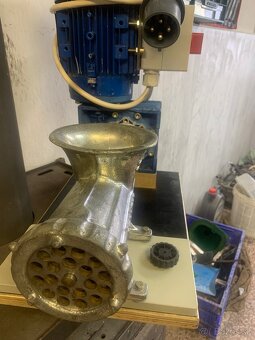 Mlynček na mäso - 5