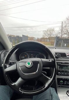 Škoda Octavia 2Facelift DSG1.9TDI - 5