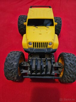 Predám  hračky a tričká - 5