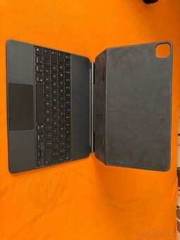 Apple Magic Keyboard 12,9" A2480 - 5