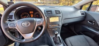 Toyota Avensis Combi 2,2 D-CAT 130kw - 5