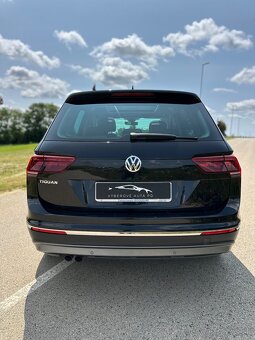 Volkswagen Tiguan Highline 2.0TDI DSG Panorama - 5