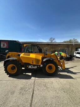 Teleskopický nakladač JCB 531-70 - 5