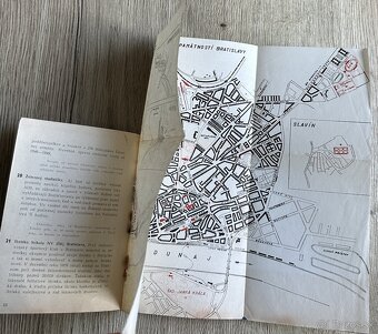 Obrázkový sprievodca Bratislava 1949 za 30EUR - 5