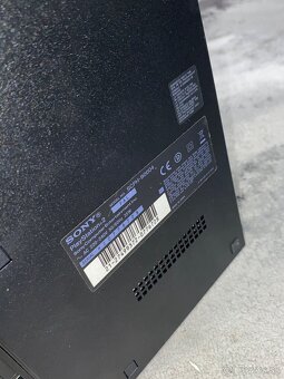PlayStation 2 Slim - 5