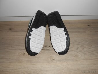 Predam nove original tenisky znacky NIKE AIR MAX 1 - 5
