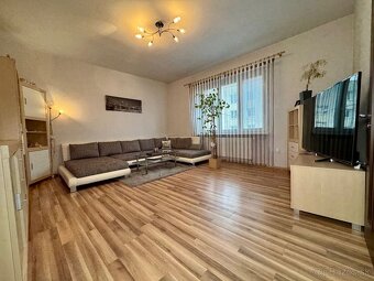 Väčší 3 izbový byt v skvelej lokalite na predaj, R.Dúbravca - 5