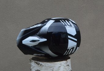 prilba helma okulare shot čierna biela - 5