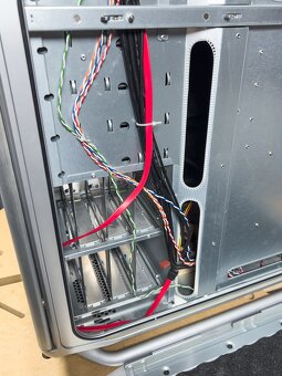 Cooler Master COSMO odhlučnená skriňa + 4 x NOCTUA - 5