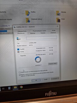 Fujitsu Lifebook E754 notebook i3, 8GB ram, 256GB SSD - 5