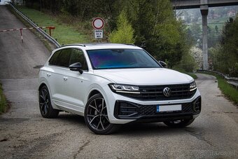 Touareg 3.0 TDI V6 286k R-Line, IQ Light, Pano, Vzduch, DPH - 5