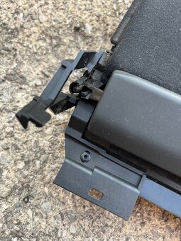 Elektricka roleta zadného okna Passat b6 - 5