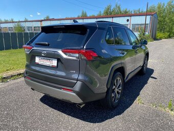 TOYOTA RAV4 2,0 129kW - 5