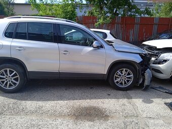 Predám havarovaný tiguan - 5