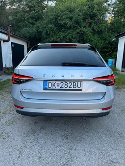ŠKODA SUPERB COMBI 2.0TDI M6 - 5