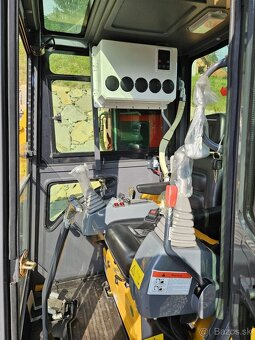 Minibager YANMAR : KRÜGER XKW 25S/308F 2 5 Ton - 5
