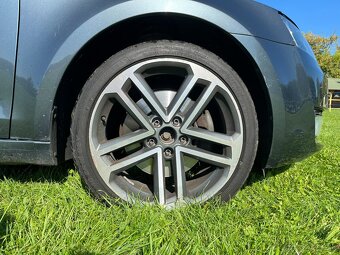 Škoda Octavia Combi 1.8 TSI DSG 4x4 - 5
