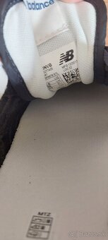 Tmavomodré tenisky New Balance 36 / Nové - 5