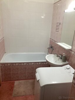 1-izbovy byt na prenajom v centre Púchova. Voľné do zmazania - 5