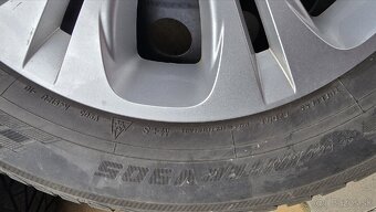 215/60 R16 Yokohama BlueEarth - 5