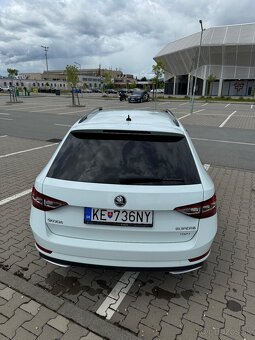 ŠKODA SUPERB SPORTLINE 2.0 TDi 140kw 4x4 - 5