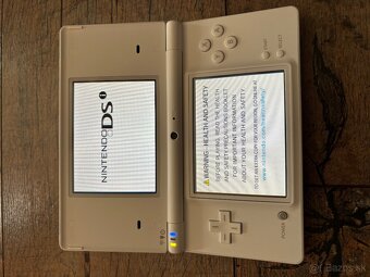 Nintendo DSI komplet balenie + r4 karta + 32gb sd karta - 5