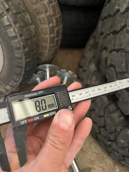 235/70 r16 - 5